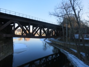 Bridge on the Lehigh River near Bethlehem, PA, January 27, 2013 9:00am